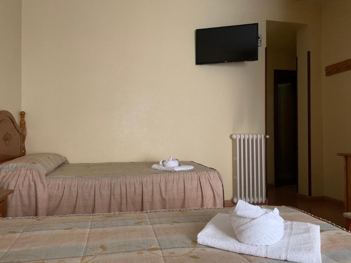 Hostal Internacional Мадрид Экстерьер фото